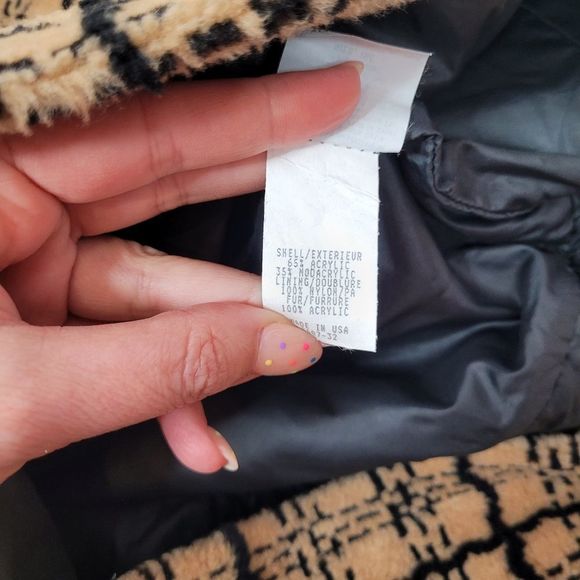 NILS RESORT COLLECTION Vest Jacket - Picture 7 of 9